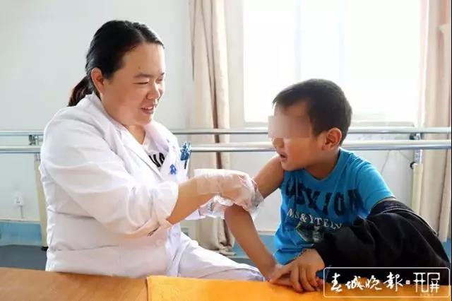 感謝春城晚報(bào)、保山新聞網(wǎng)對(duì)小潤(rùn)潤(rùn)的關(guān)心，感謝患者對(duì)我院的信任！