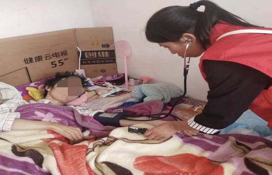 “謝謝你們給我?guī)黻柟?，讓我有了希望和決心面對未來！”