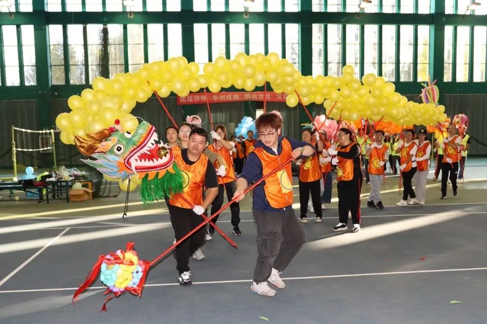 “同心同行，聚力共贏”安利醫(yī)院員工拓展訓(xùn)練!