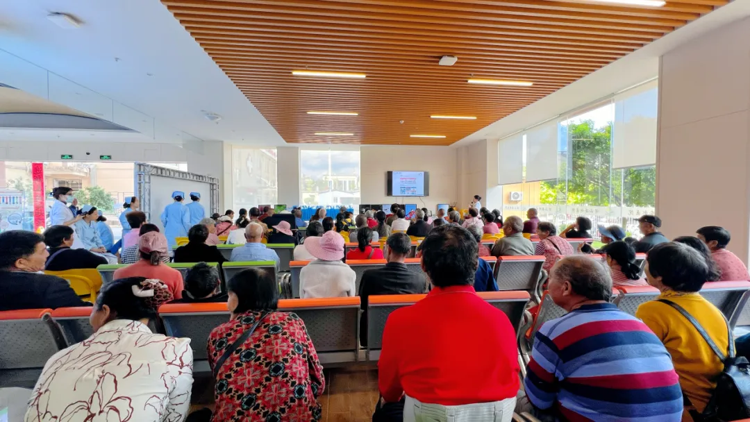 “體醫(yī)融合，戰(zhàn)勝卒中”世界卒中日宣傳活動圓滿結(jié)束